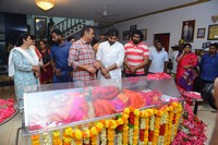 Pawan Kalyan Pays Homage To Vijaya Nirmala